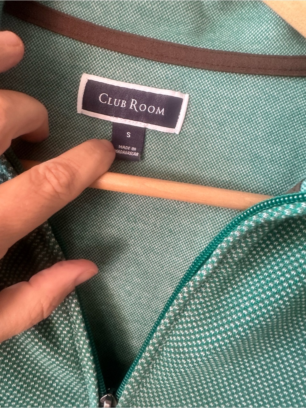 Club Room sea foam green quarter zip sweatshirt, size small - Picture 2 of 3